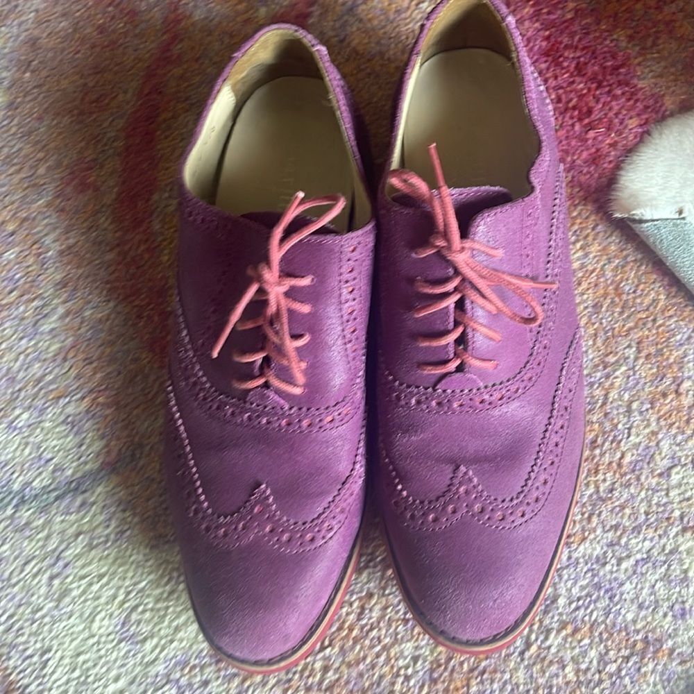 Fun Suede Cole Haan loafers! Great color!